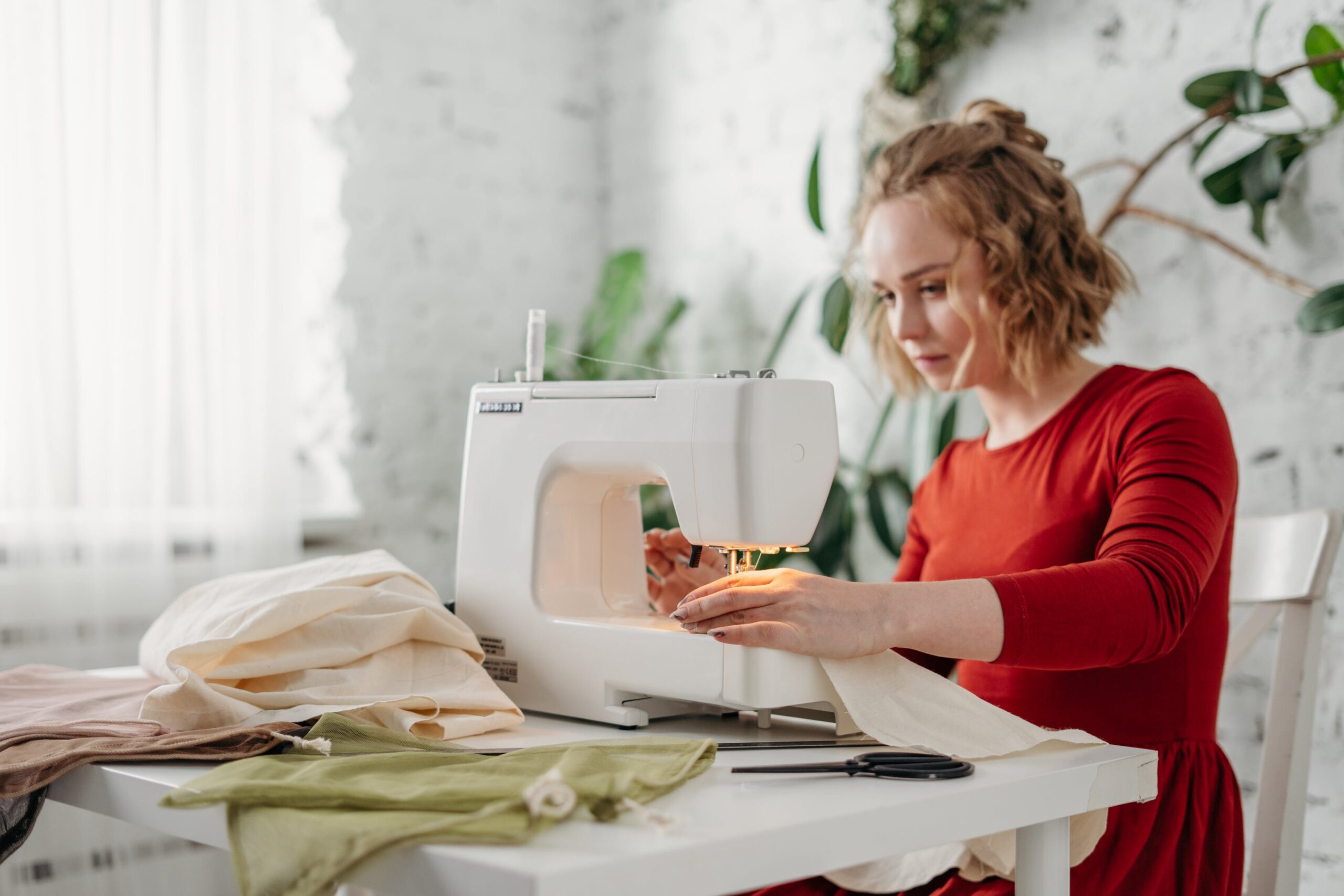 How to Use Your Sewing Machine as if You’re an Expert